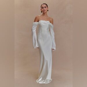 Meshki Off-Shoulder White Dress